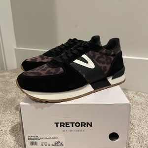 Tretorn leopard & black sneakers- women 7.5